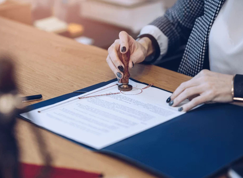 Сопровождение сделки с недвижимостью через нотариуса: зачем это нужно?